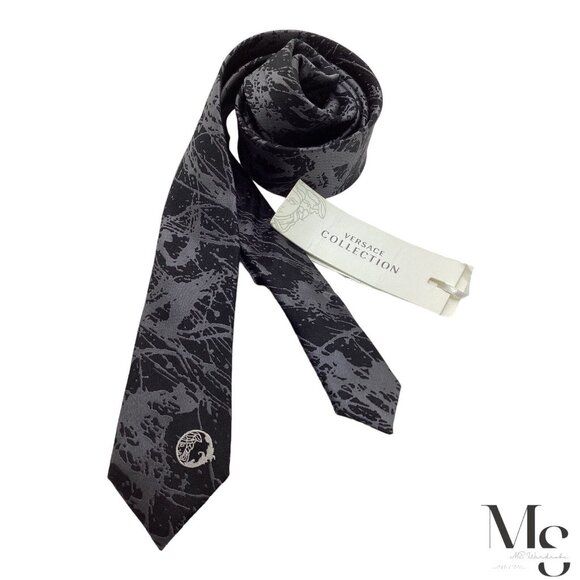 $1280 VERSACE COLLECTION Black &Gray Abstract Art Medusa Tie Italy W:2